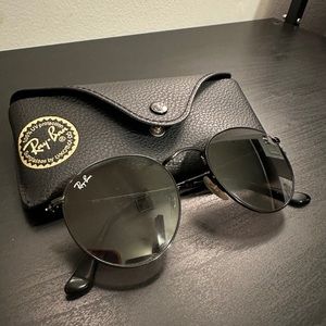 Ray-Ban Round Flat Lens Sunglasses